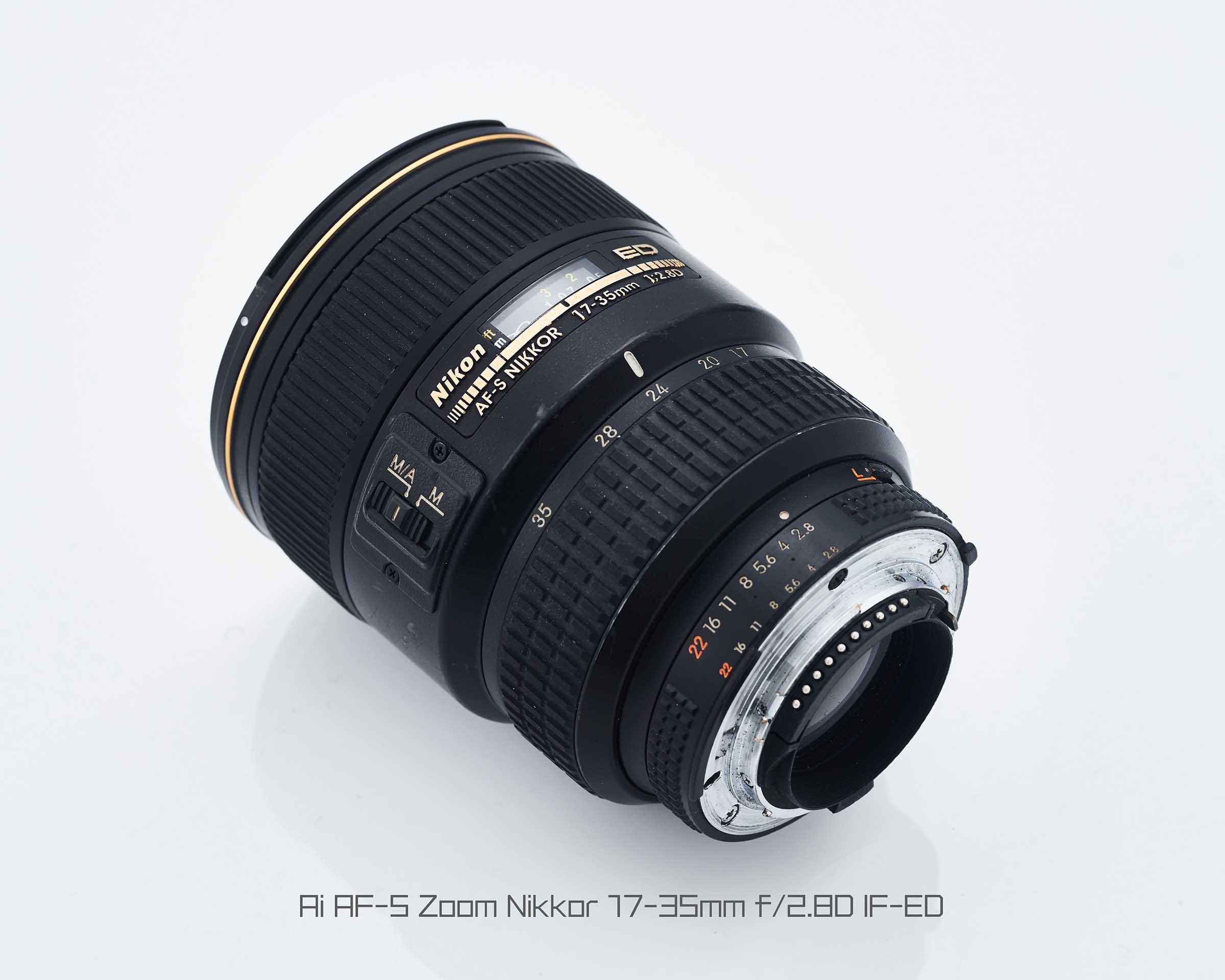 フルサイズ高級広角ズーム（Ai AF-S Zoom Nikkor 17-35mm f/2.8D IF-ED 