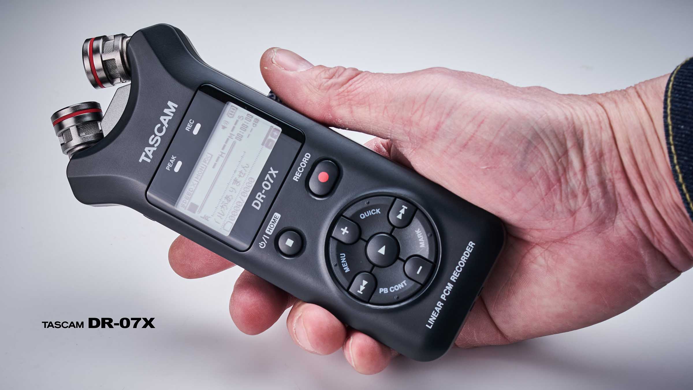 軽くて小さいPCMレコーダー「TASCAM DR-07X」を買ってしも〜た